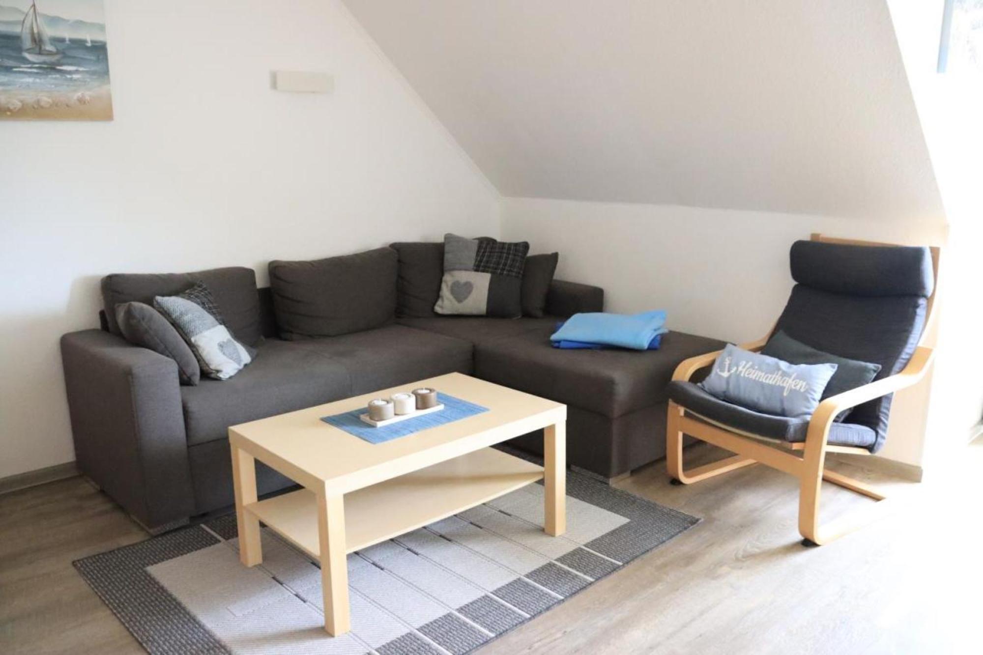 Ferienwohnung Mit Seeblick Und Schwimmbadnutzung In Куксхавен Екстериор снимка